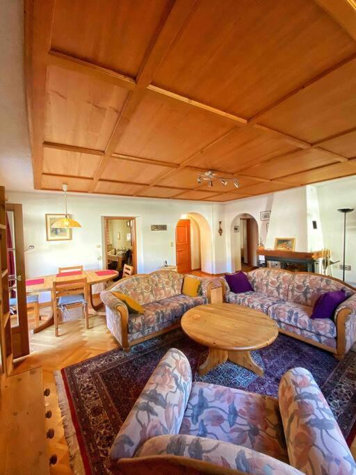 Casa Lalla Affittasi Nel Centro Di Poschiavo Eksteriør billede